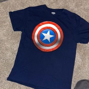 Captain America t-shirt